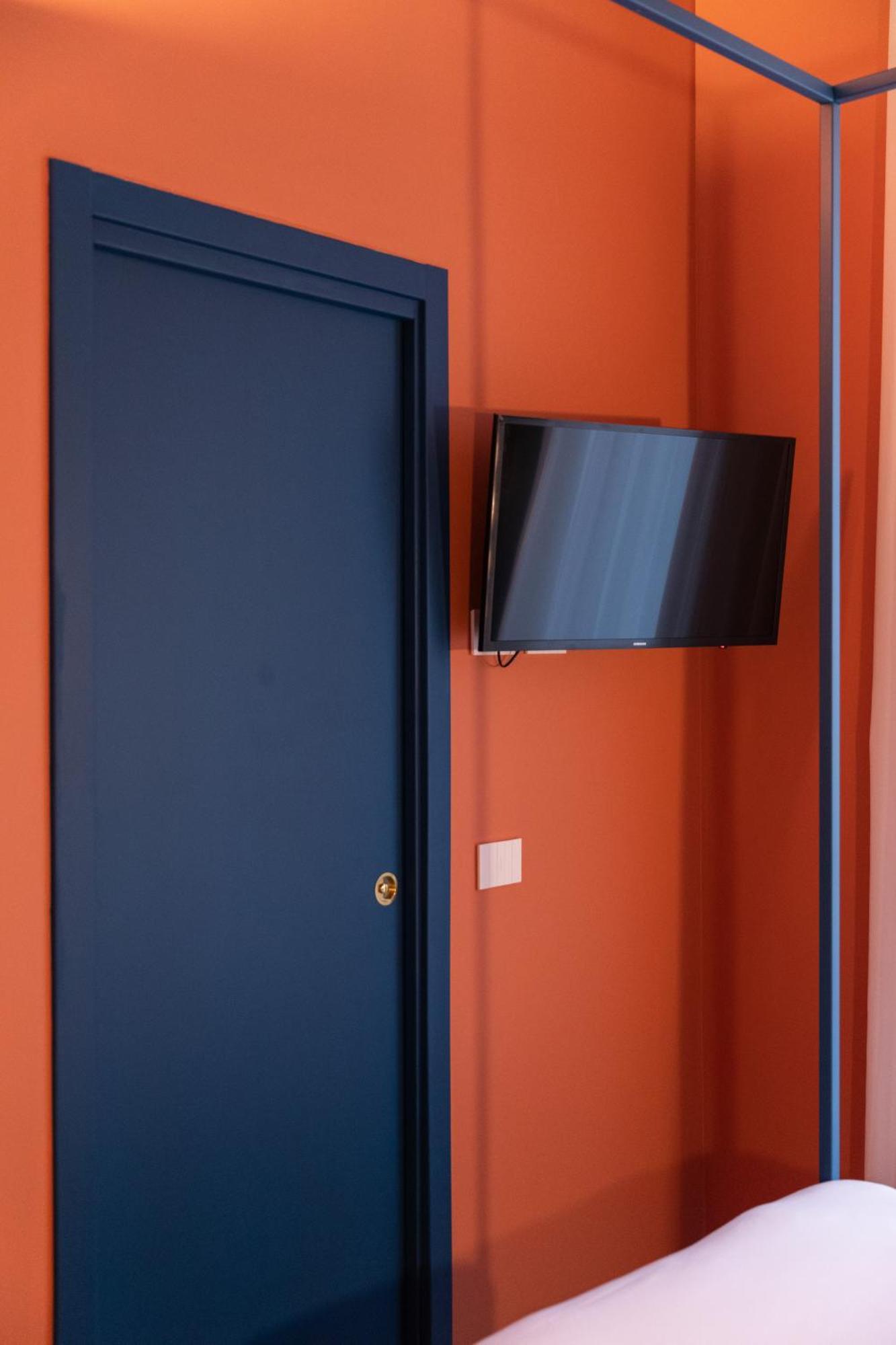Fontana 16 Rooms Milan Exterior photo